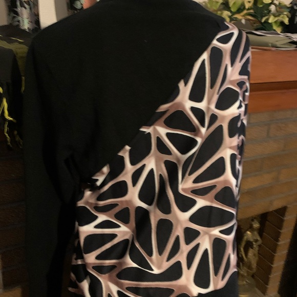 Sweater with Zipper - Picture 4 of 4